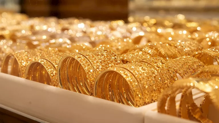 سعر الذهب اليوم في مصر يواصل الانخفاض منتصف تعاملات الثلاثاء